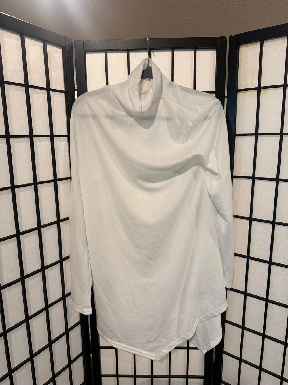 Women’s White Turtleneck Long-Sleeve Shirt